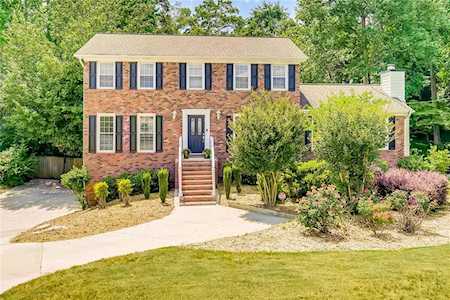4988 Vermack Rd Dunwoody, GA 30338