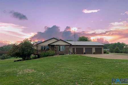 46723 Dorothy Dr Sioux Falls, SD 57107