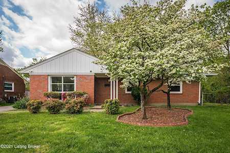 3019 Boaires Ln Louisville, KY 40220
