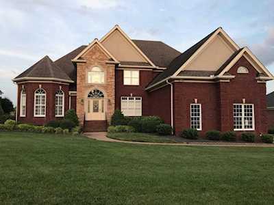 411 Five Oaks Blvd Lebanon, TN 37087