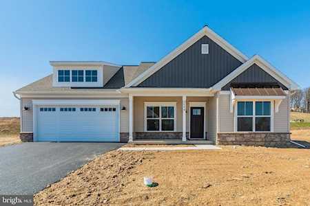 2064 Spring Wood Lane #432 Mechanicsburg, PA 17055