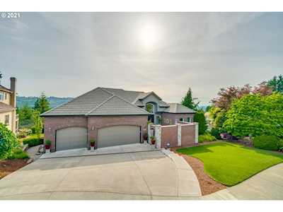 2348 Falcon Dr West Linn, OR 97068