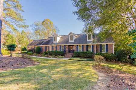 4604 Rivercliff Dr SW Lilburn, GA 30047