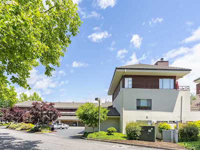 5150 S Landing Dr #206B2 Portland, OR 97239