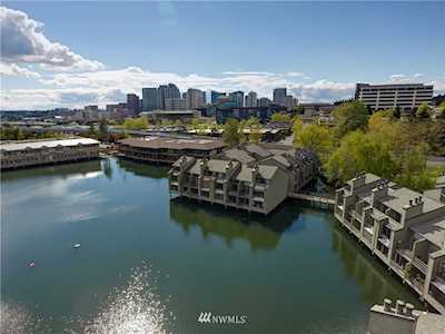 4 Lake Bellevue Dr #208 Bellevue, WA 98005