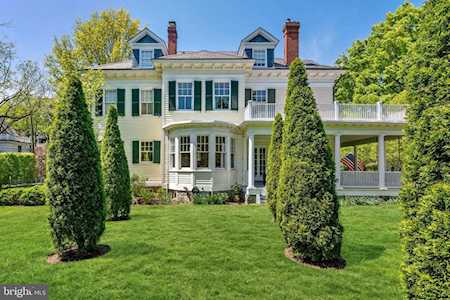 10 Kirke St Chevy Chase, MD 20815