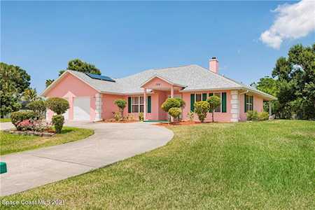386 SW 28th Court Vero Beach, FL 32968