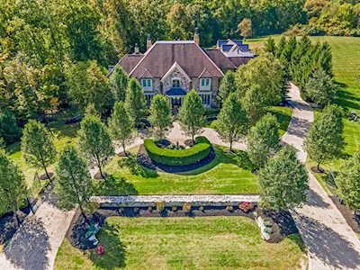1581 Woodland Hall Drive Delaware, OH 43015
