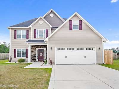 317 March Sea Lane Jacksonville, NC 28546
