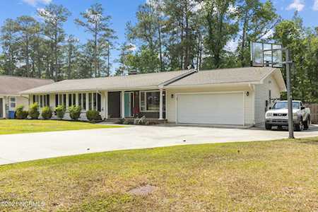 2227 Perry Drive Jacksonville, NC 28546