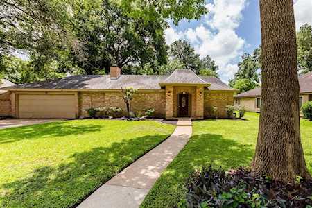 15401 Leeds Ln Jersey Village, TX 77040