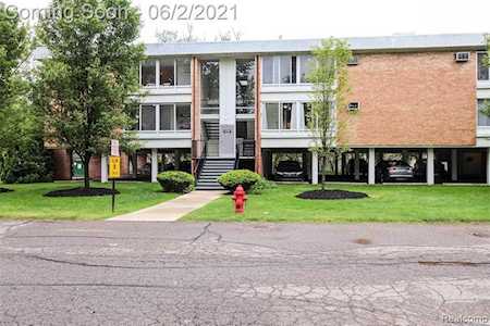 32030 Grand River Ave Unit 35 Farmington, MI 48336