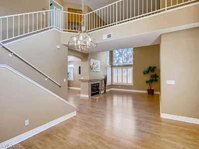 6668 Buckingham Dr Las Vegas, NV 89108