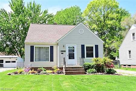 5480 Burns North Olmsted, OH 44070
