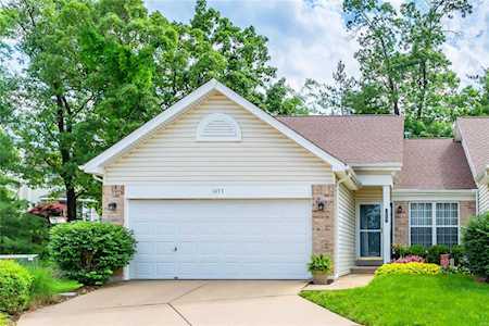 1037 Arbor Pointe Manchester, MO 63088