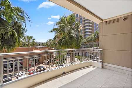 5045 Scholarship Irvine, CA 92612