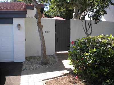 752 Sarabay Rd #2 Osprey, FL 34229