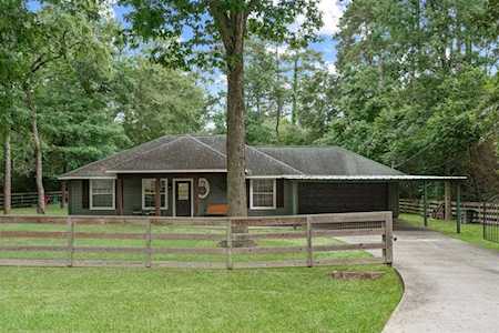 10711 Royal Forest Dr Conroe, TX 77303