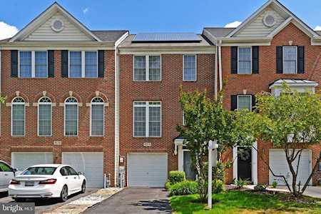 1573 Hallwood Ct Crofton, MD 21114