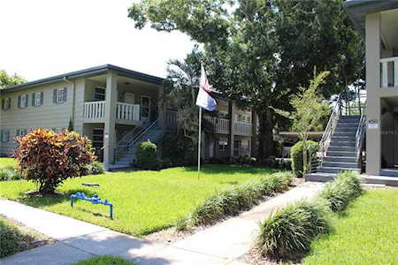 426 32nd Ave N #205E St. Petersburg, FL 33704