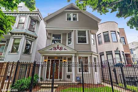 3217 N Hoyne Ave Chicago, IL 60618