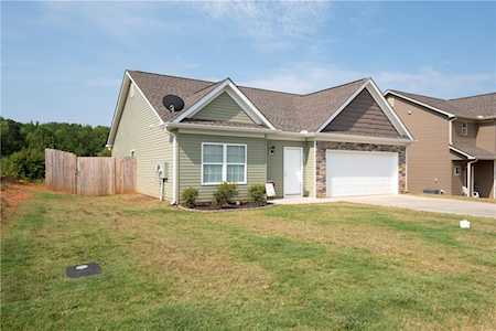 396 Highland Pointe Drive Alto, GA 30510
