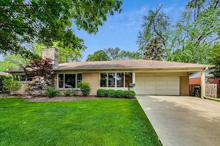 816 S Arlington Heights Rd Arlington Heights, IL 60005