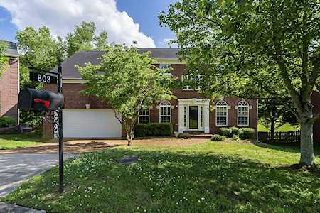 808 Glenavon Ct Nashville, TN 37220