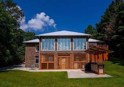 1909 Laurel Lake Dr Monteagle, TN 37356