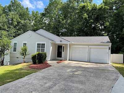 10695 Plantation Bridge Dr Johns Creek, GA 30022