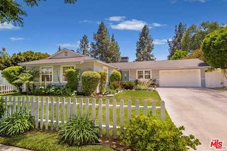 22948 Arminta St West Hills, CA 91304