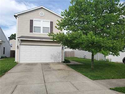 4525 Connaught East Dr Plainfield, IN 46168