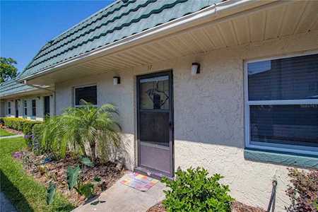 345 24th St NW #17 Winter Haven, FL 33880