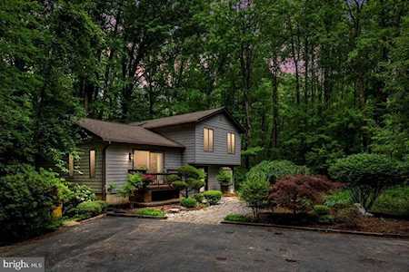 1184 Harbor Oak Dr Crownsville, MD 21032