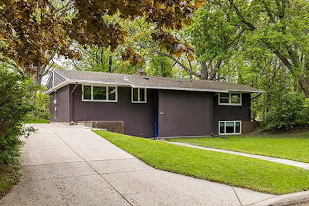 2140 Hoyt Avenue W Saint Paul, MN 55108