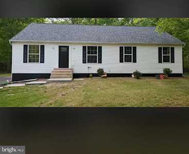 37043 Newlands St Mechanicsville, MD 20659