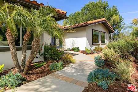 3619 Sapphire Dr Encino, CA 91436