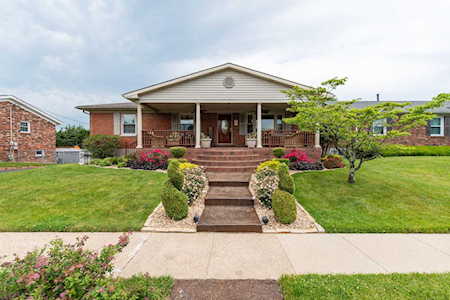 589 Stonehaven Dr Lexington, KY 40505