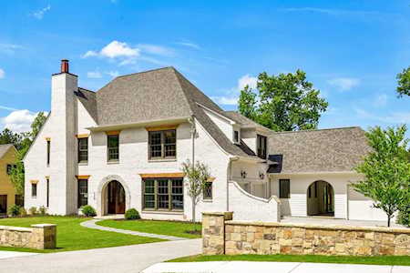 245 Roswell Farms Dr Roswell, GA 30075