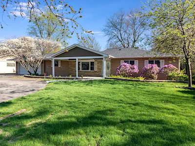 1126 E Chicago Ave Naperville, IL 60540
