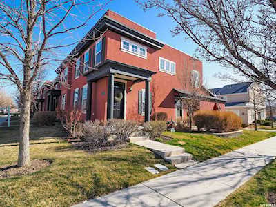 10657 S W Oquirrh Lake Rd South Jordan, UT 84009