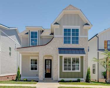 403 Augusta Pleasant View, TN 37146