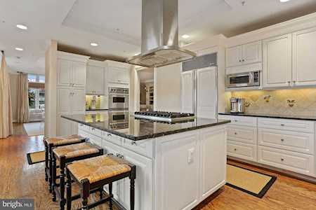 7405 Arlington Rd #402 Bethesda, MD 20814