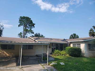 2201 Ribault Scenic Dr Jacksonville, FL 32208