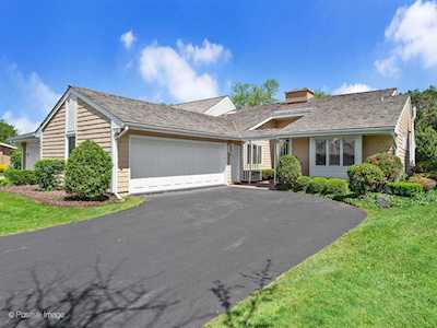 160 Briarwood North Oak Brook, IL 60523