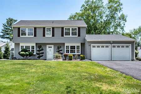 11 Ogden Lane Manalapan, NJ 07726