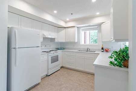 1818 Simcoe Blvd SW #3142 Calgary, AB T3H 3L9
