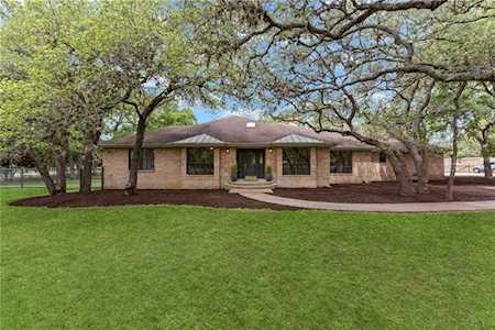 2200 Woods LOOP Driftwood, TX 78619