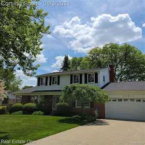 36855 Margareta St Livonia, MI 48152
