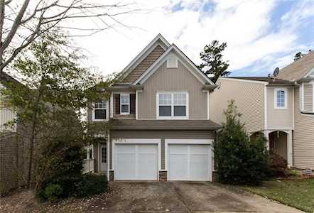 565 Cool Weather Dr Lawrenceville, GA 30045